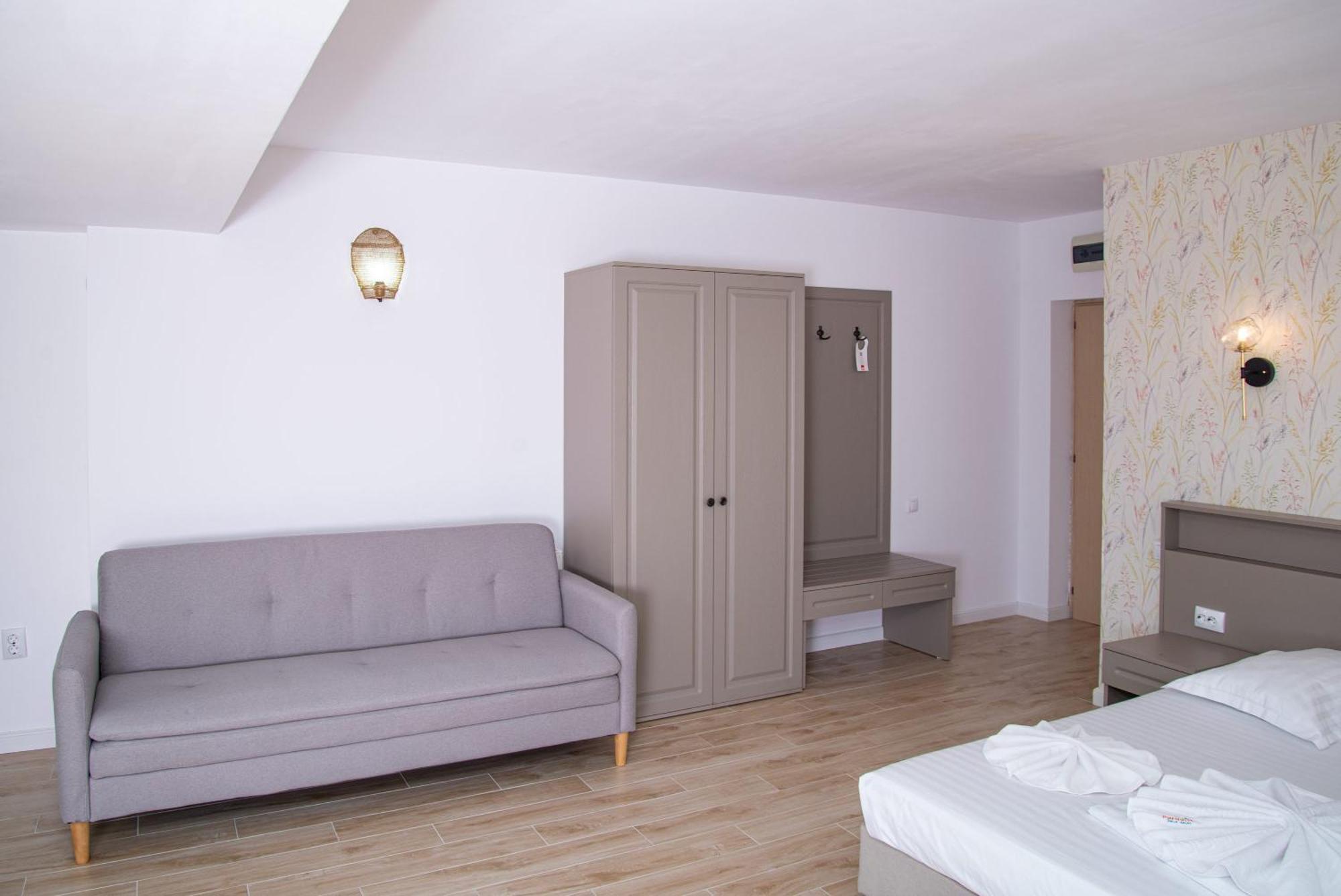 Paradis Hotel Mila Douăzeci şi Trei Esterno foto